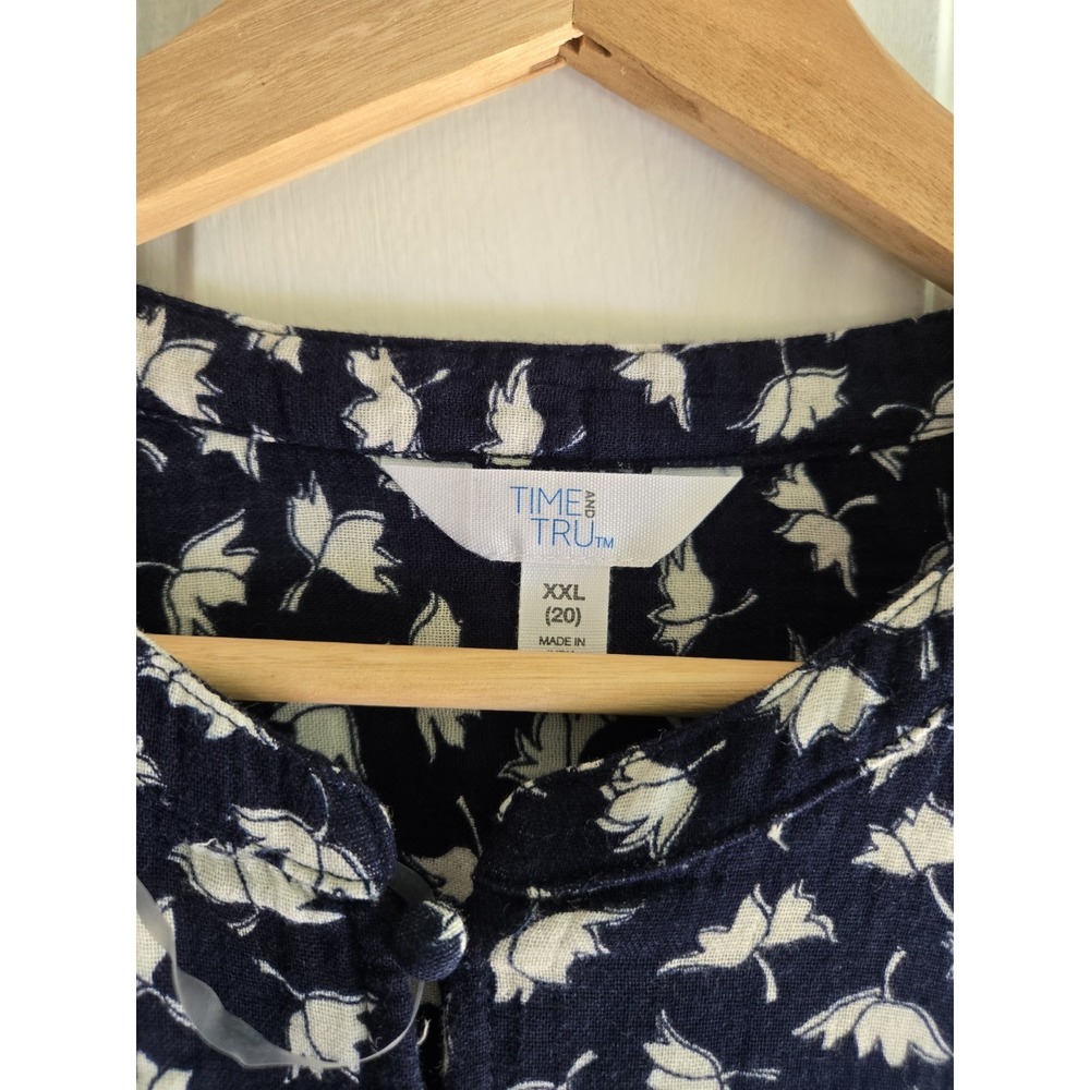 Time and Tru Dress Size XXL 20 Dark Navy White Petals Drop Waist New Button Nwt - Picture 2 of 5